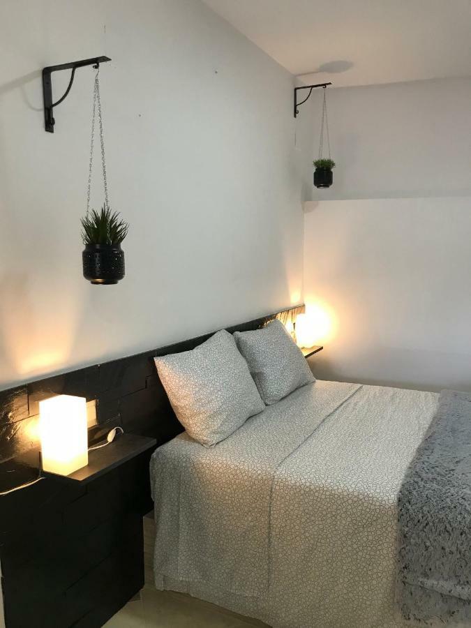 Loft Arco Del Cristo. Apartment กาเซเรส ภายนอก รูปภาพ