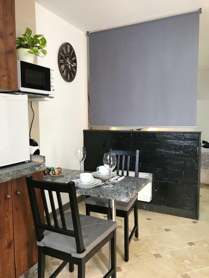 Loft Arco Del Cristo. Apartment กาเซเรส ภายนอก รูปภาพ