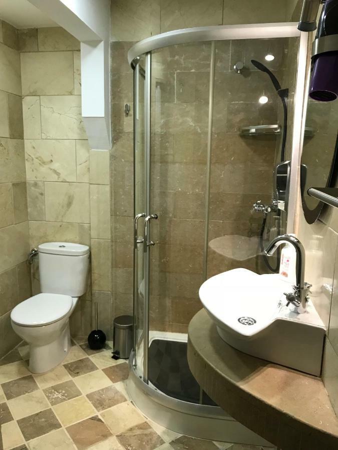 Loft Arco Del Cristo. Apartment กาเซเรส ภายนอก รูปภาพ