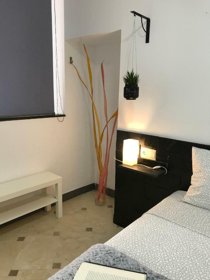 Loft Arco Del Cristo. Apartment กาเซเรส ภายนอก รูปภาพ
